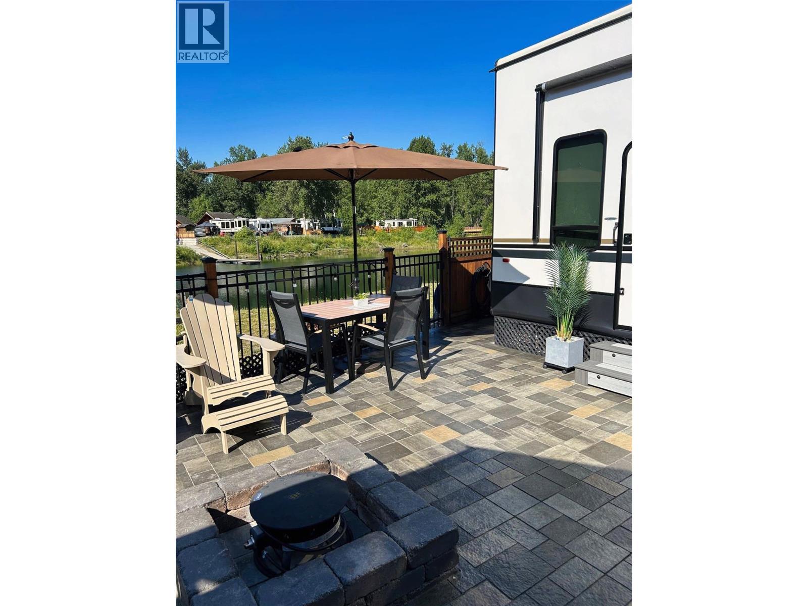 4 Eagle Lane, Lee Creek, BC