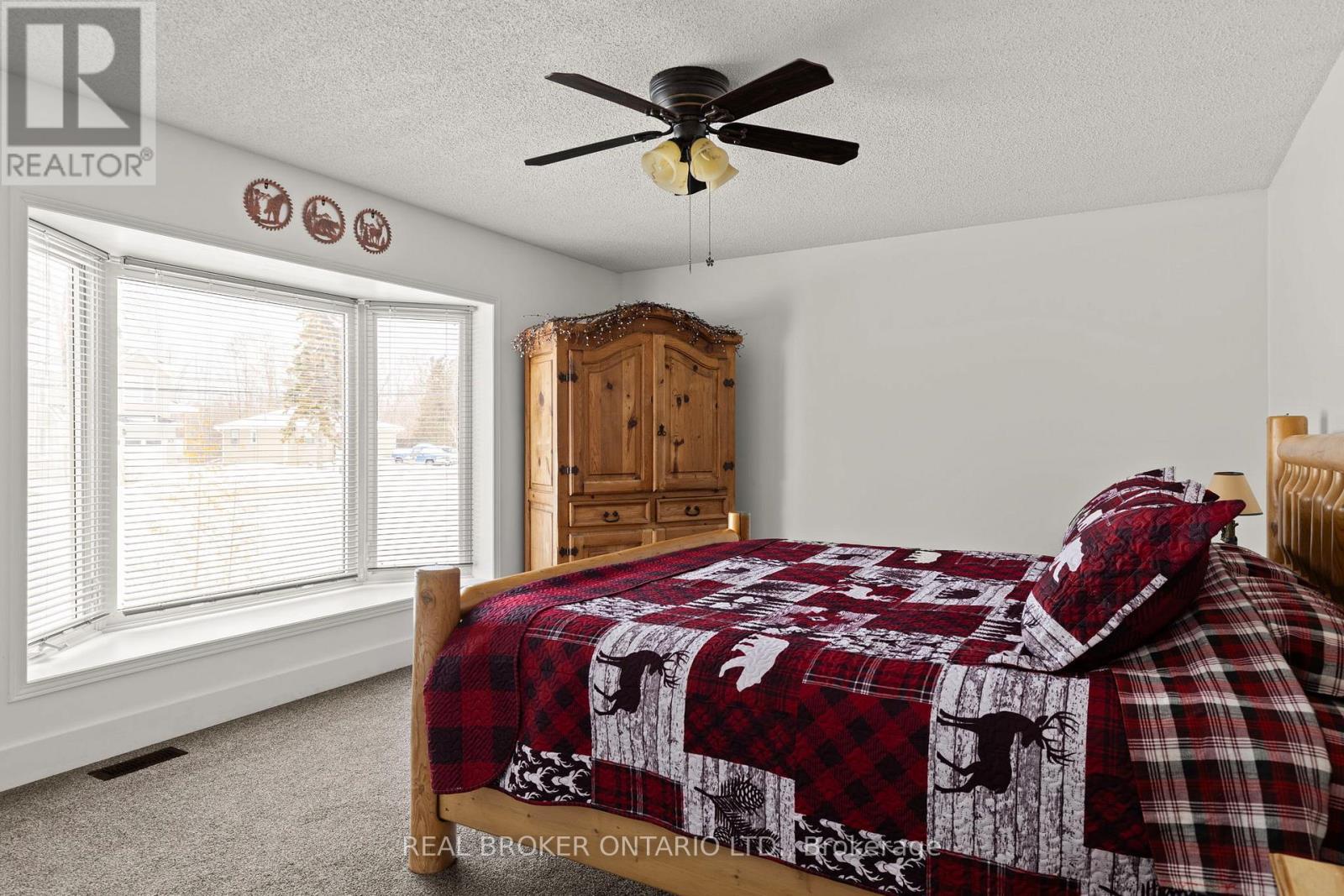 93 Simcoe Road, Ramara, ON - Indoor Photo Showing Bedroom