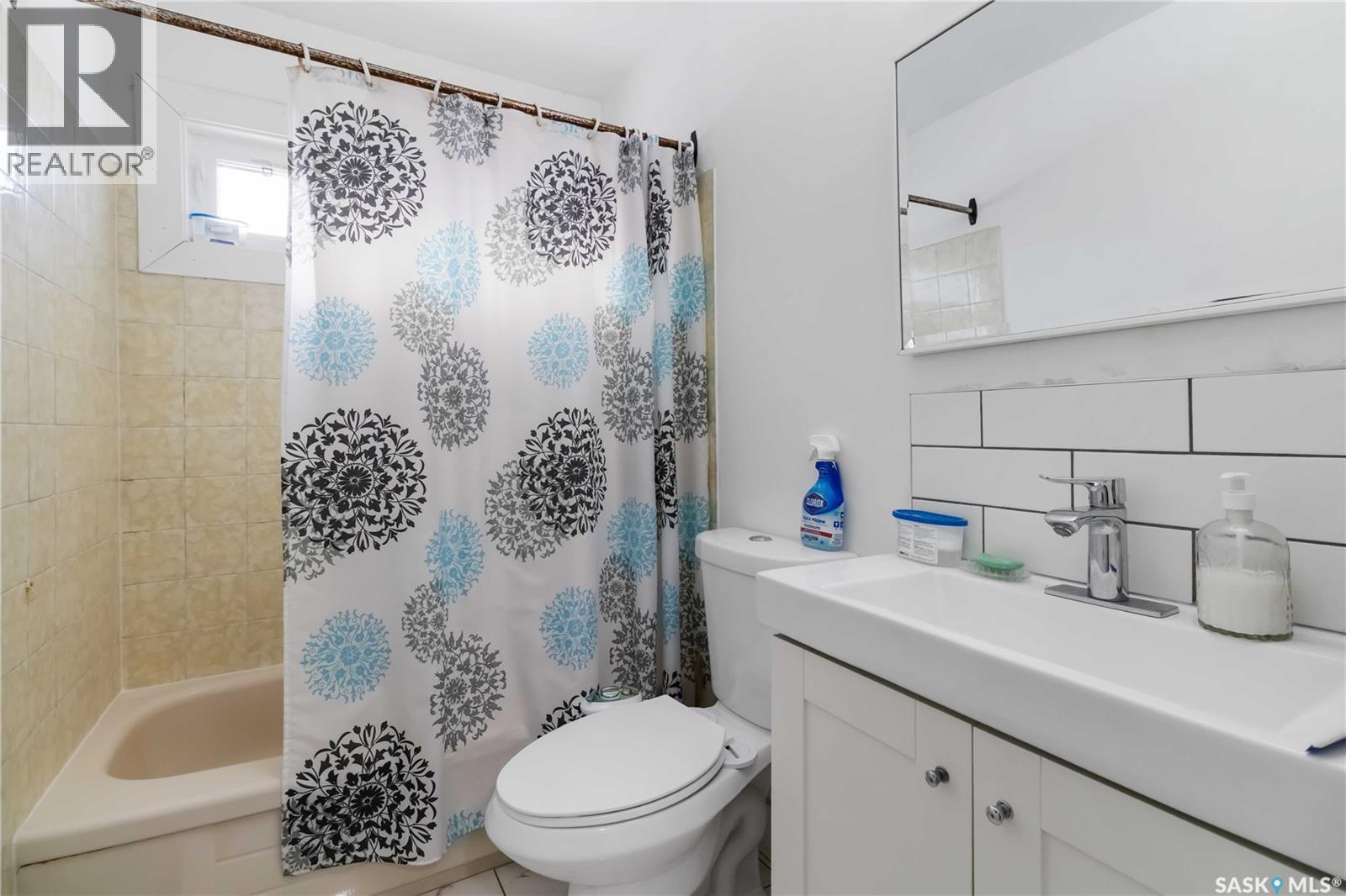 134 Stillwater Drive, Saskatoon, SK - Indoor Photo Showing Bathroom
