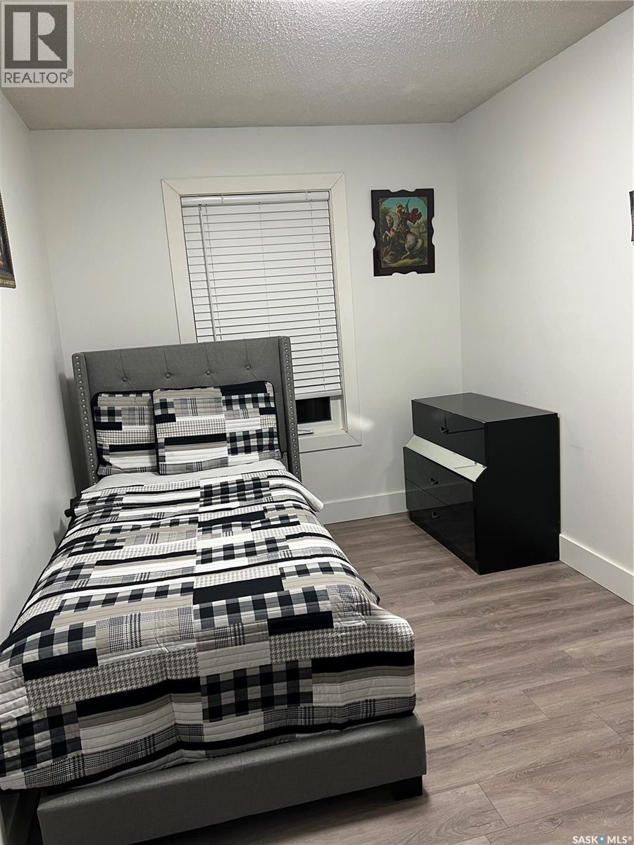 134 Stillwater Drive, Saskatoon, SK - Indoor Photo Showing Bedroom