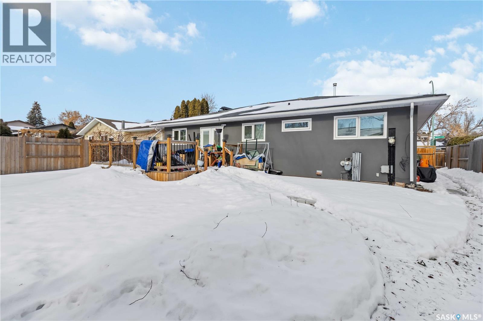 134 Stillwater Drive, Saskatoon, SK - Outdoor