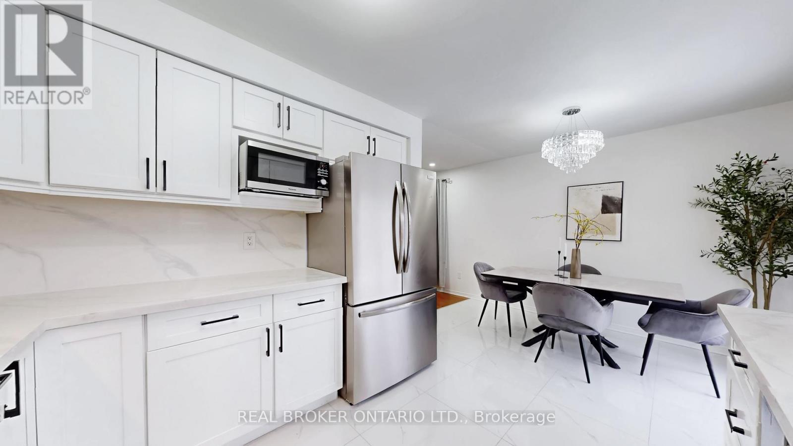 51 Unsworth Crescent, Ajax, ON - Indoor Photo Showing Kitchen