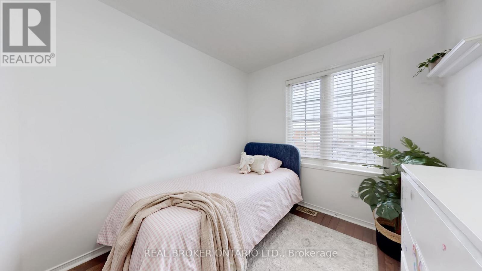 51 Unsworth Crescent, Ajax, ON - Indoor Photo Showing Bedroom