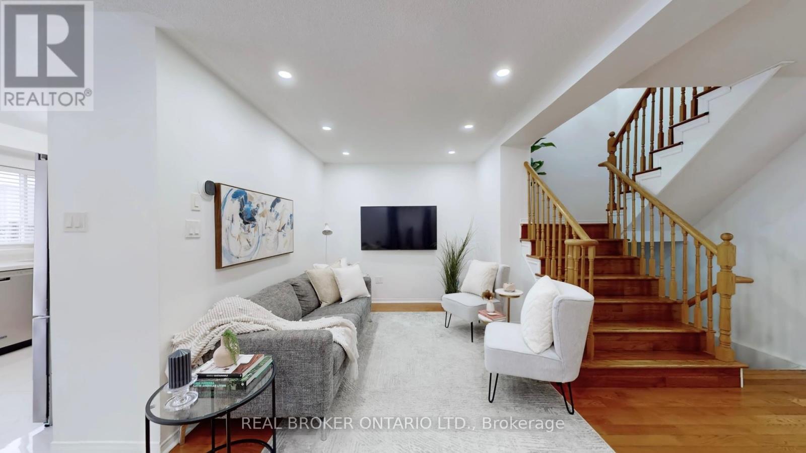 51 Unsworth Crescent, Ajax, ON - Indoor Photo Showing Other Room