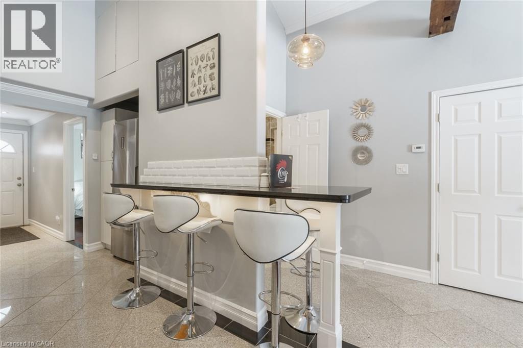 7 Hess Street N, Hamilton, ON - Indoor