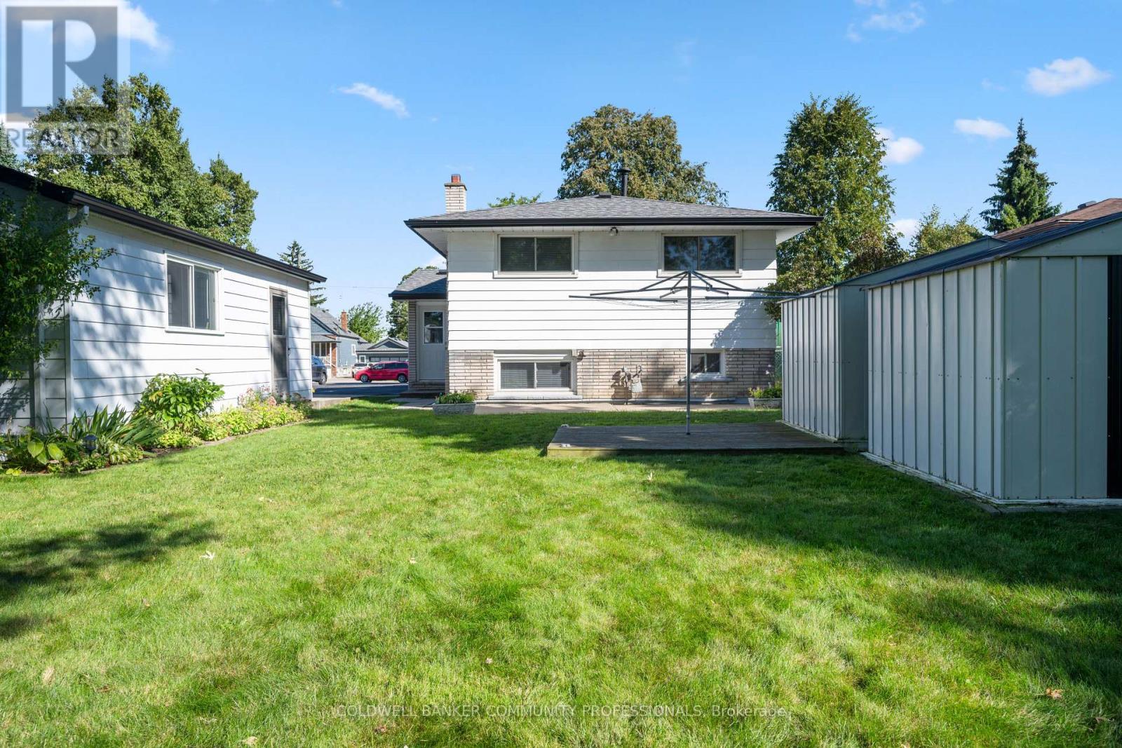 401 Mohawk Road W, Hamilton, ON - Outdoor