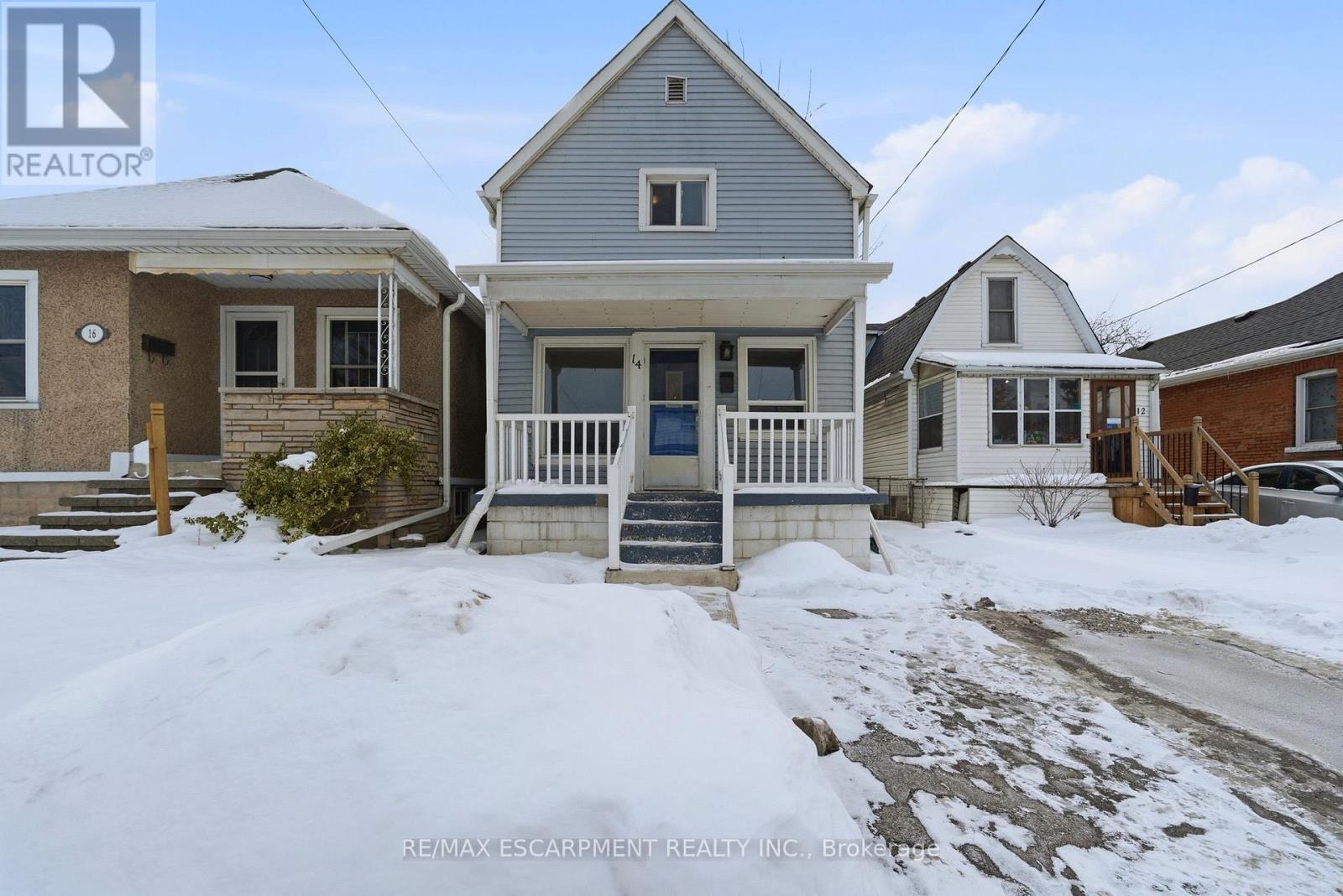 14 Newlands Avenue, Hamilton, ON - Outdoor With Deck Patio Veranda With Facade