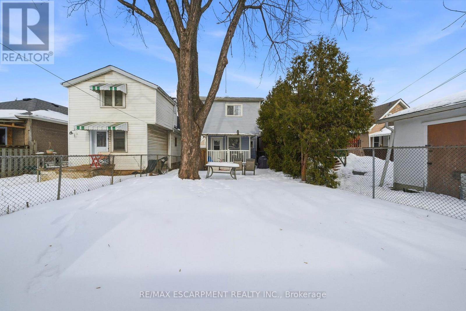 14 Newlands Avenue, Hamilton, ON - Outdoor