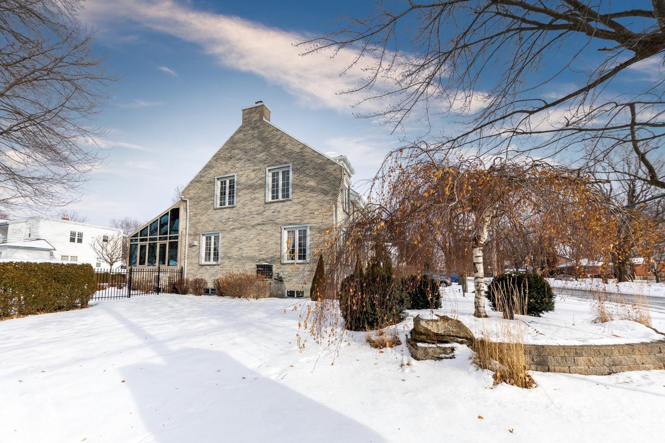 Extérieur - 30 Boul. Des Érables, Saint-Jean-Sur-Richelieu, QC - Outdoor