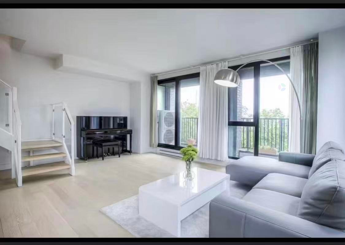 Salon - 314-2020 Boul. René-Lévesque O., Montréal (Ville-Marie), QC - Indoor Photo Showing Living Room