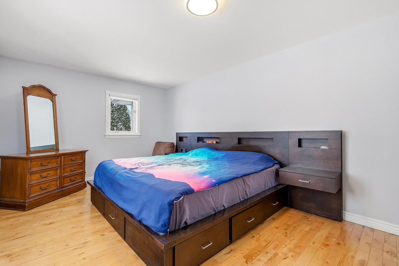 Chambre à coucher principale - 942 Av. De Salaberry, Chambly, QC - Indoor Photo Showing Bedroom