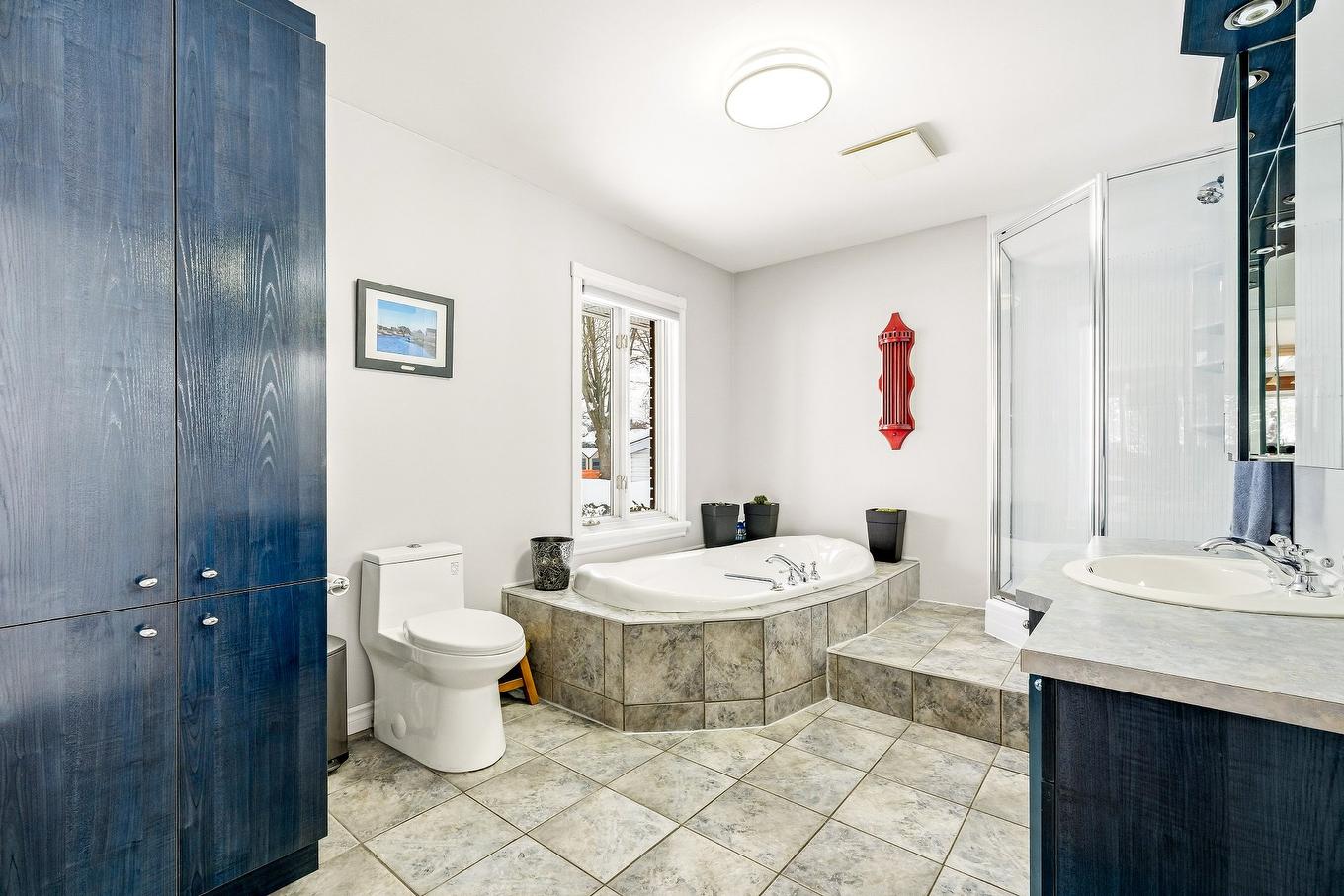 Salle de bains - 942 Av. De Salaberry, Chambly, QC - Indoor Photo Showing Bathroom