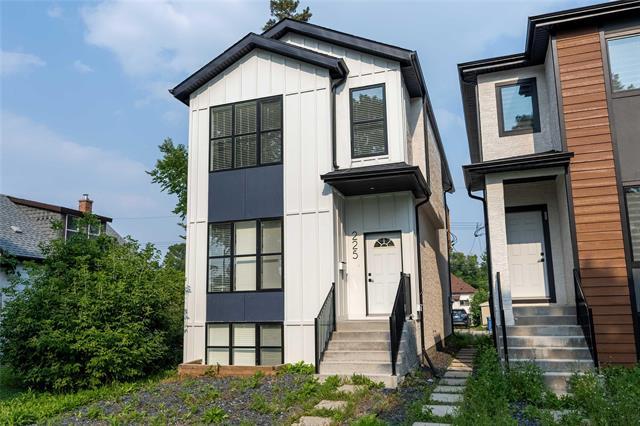 225 Rutland St, Winnipeg, MB