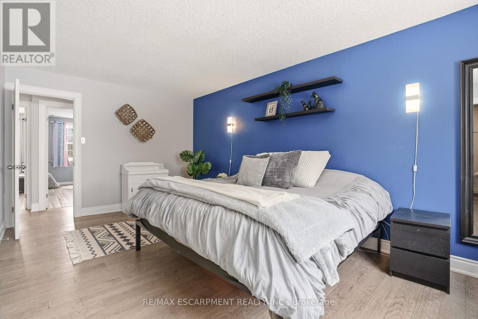 41 John Martin Crescent, Hamilton, ON - Indoor Photo Showing Bedroom