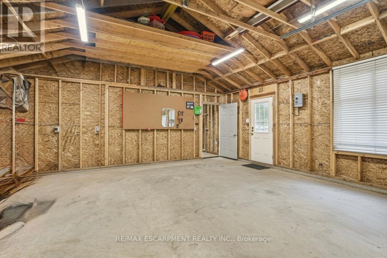 41 John Martin Crescent, Hamilton, ON - Indoor