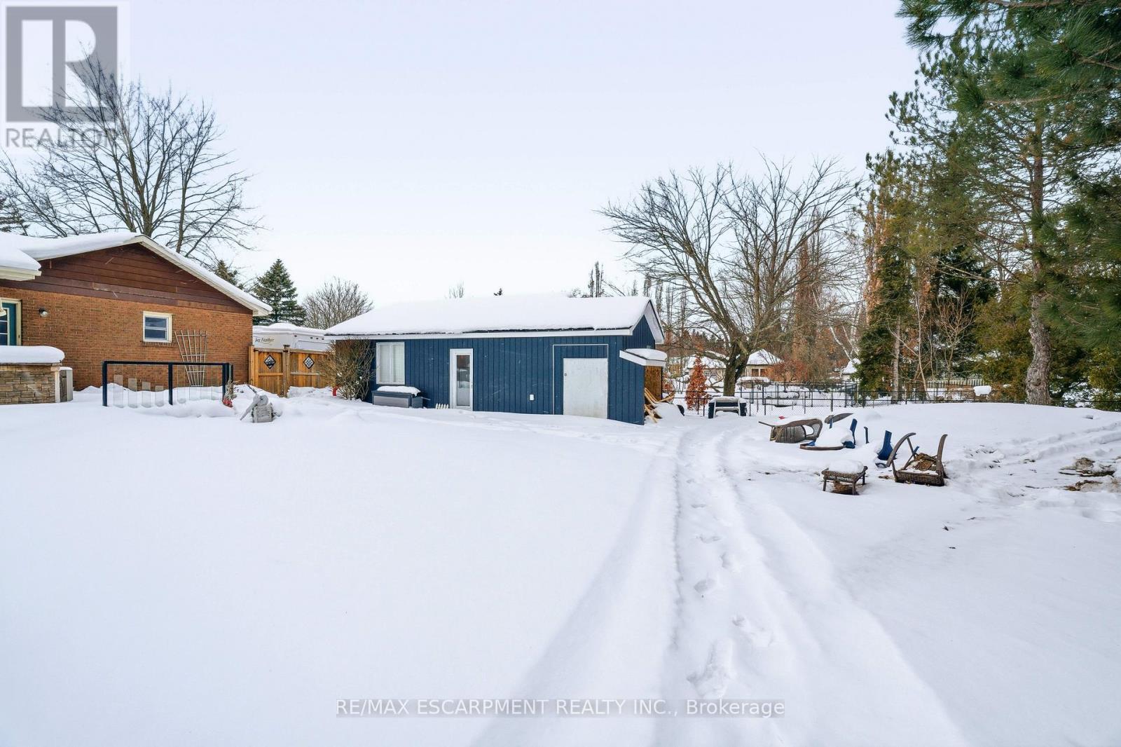 41 John Martin Crescent, Hamilton, ON - Outdoor