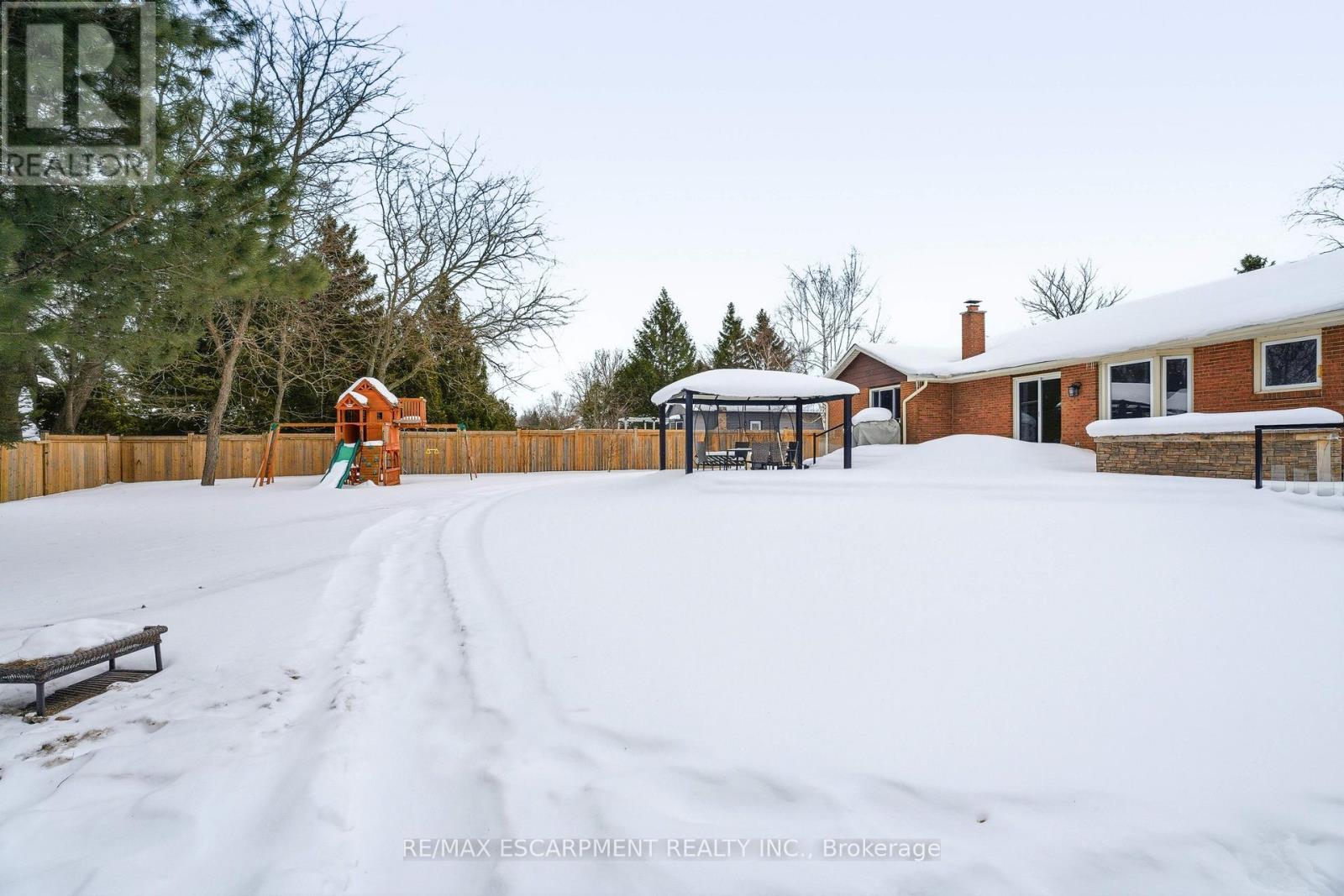 41 John Martin Crescent, Hamilton, ON - Outdoor