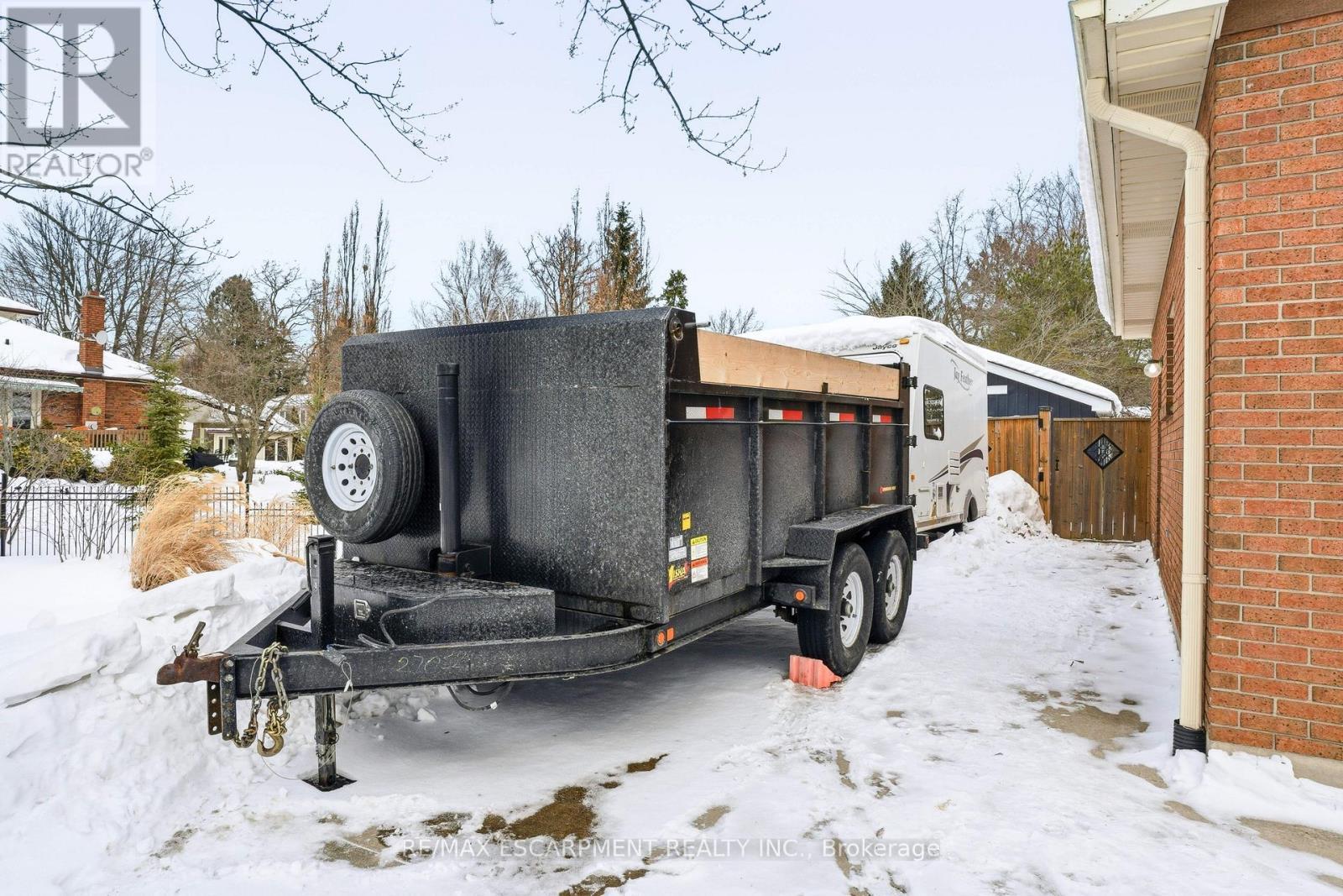 41 John Martin Crescent, Hamilton, ON - Outdoor