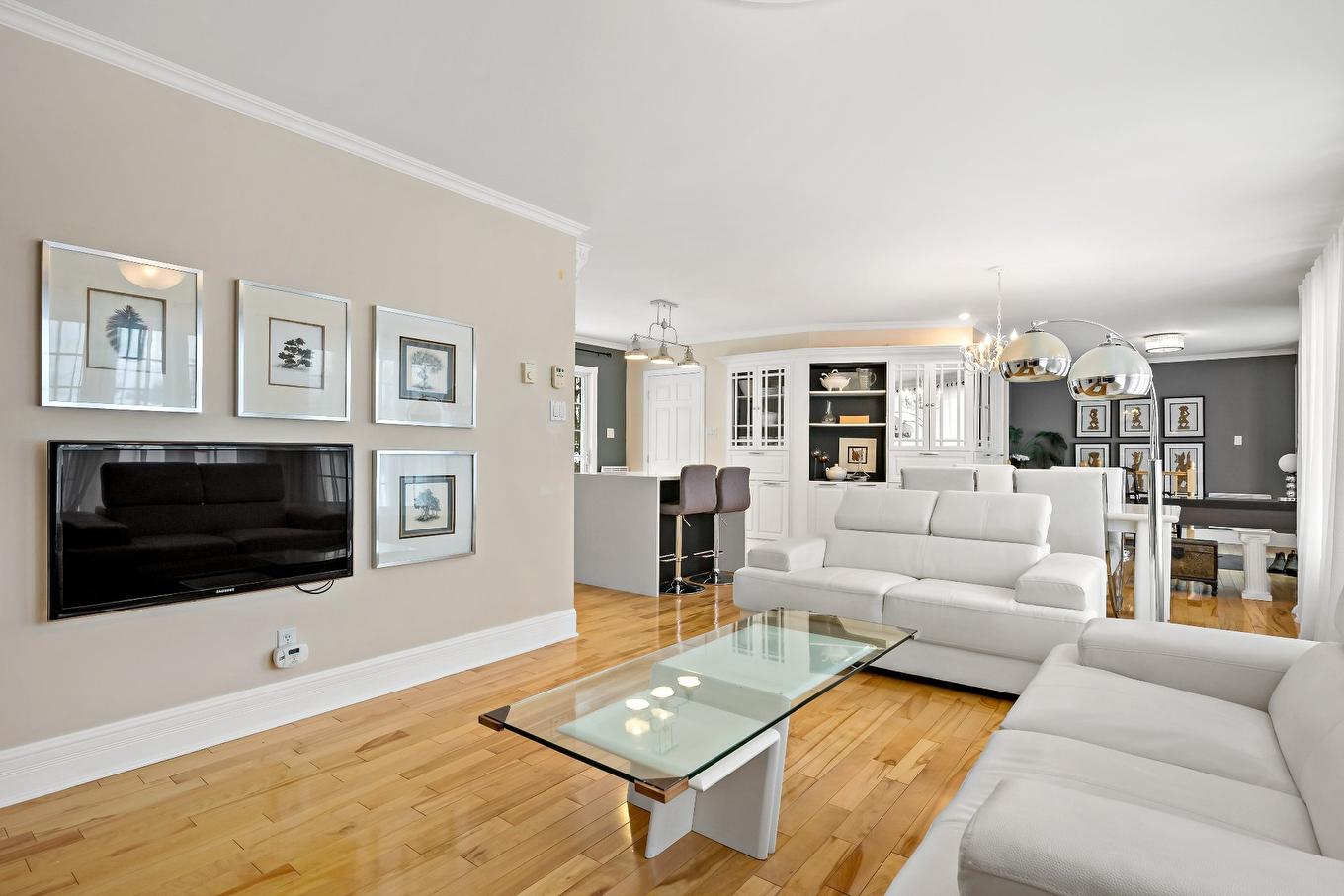 Salon - 483 Rue Alcide-Forget, Mont-Tremblant, QC - Indoor Photo Showing Living Room With Fireplace