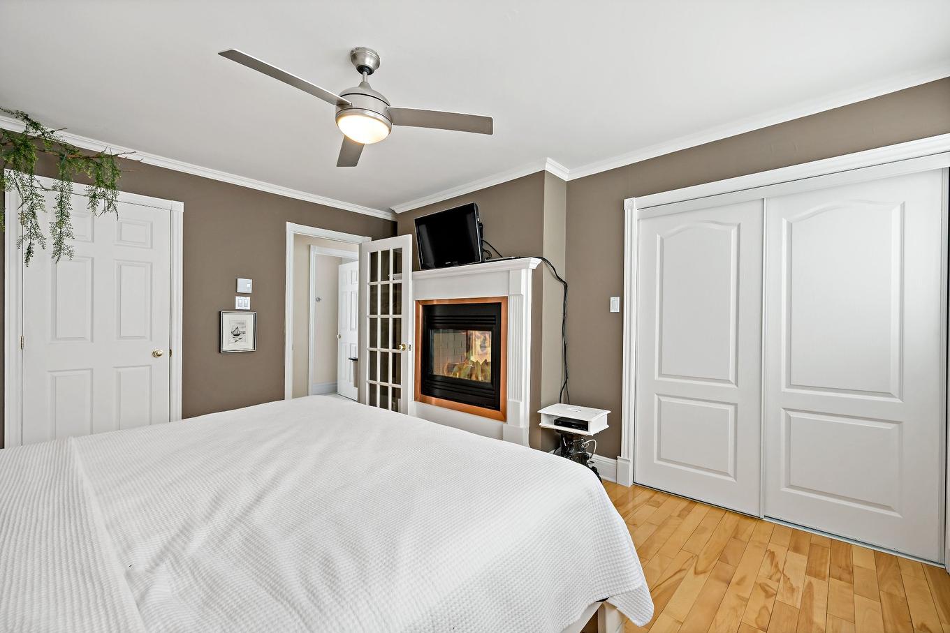 Chambre à coucher principale - 483 Rue Alcide-Forget, Mont-Tremblant, QC - Indoor Photo Showing Bedroom