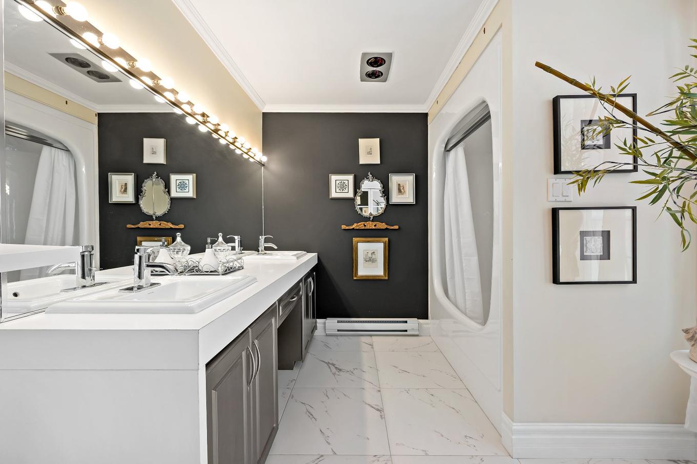 Salle de bains - 483 Rue Alcide-Forget, Mont-Tremblant, QC - Indoor Photo Showing Bathroom