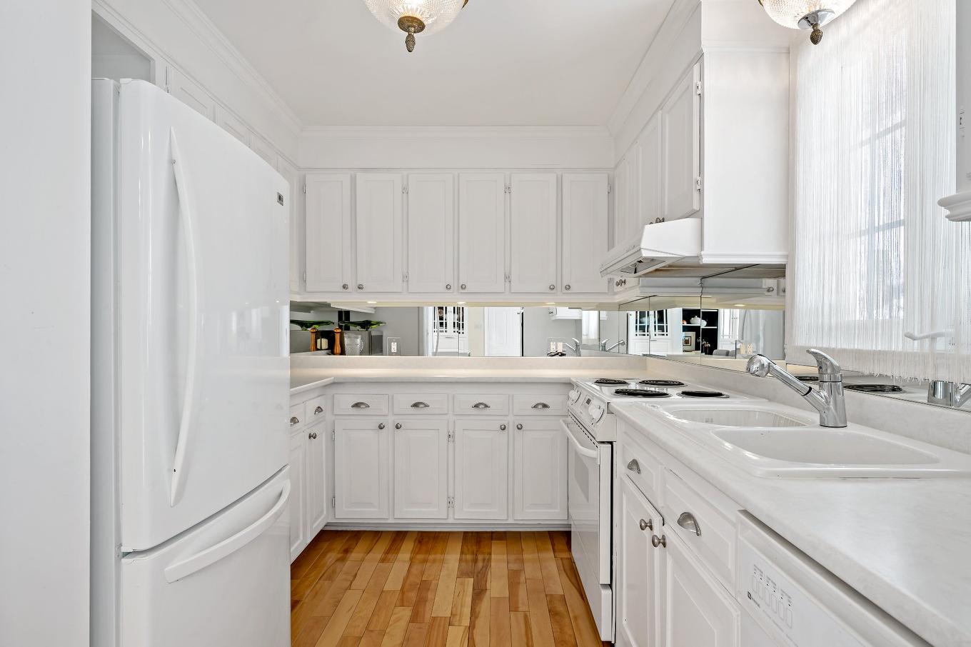 Cuisine - 483 Rue Alcide-Forget, Mont-Tremblant, QC - Indoor Photo Showing Kitchen