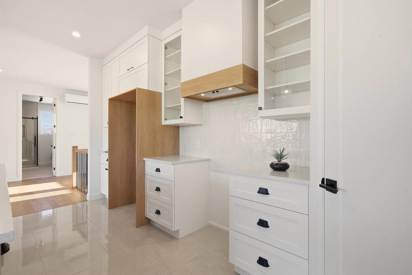 Cuisine - 150 Rue Du Mûrier, Drummondville, QC - Indoor