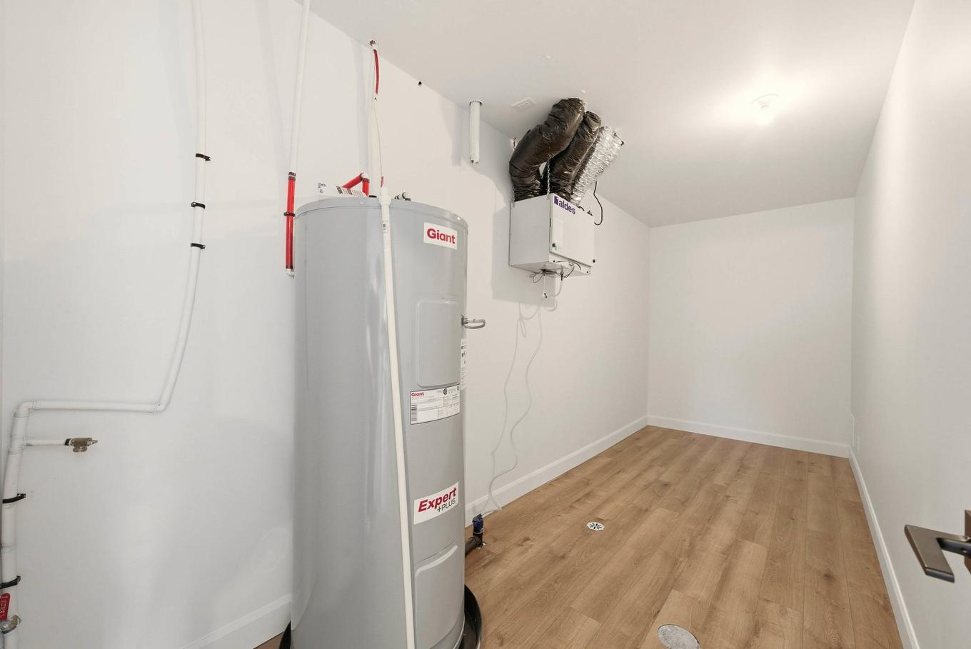 Autre - 150 Rue Du Mûrier, Drummondville, QC - Indoor Photo Showing Other Room