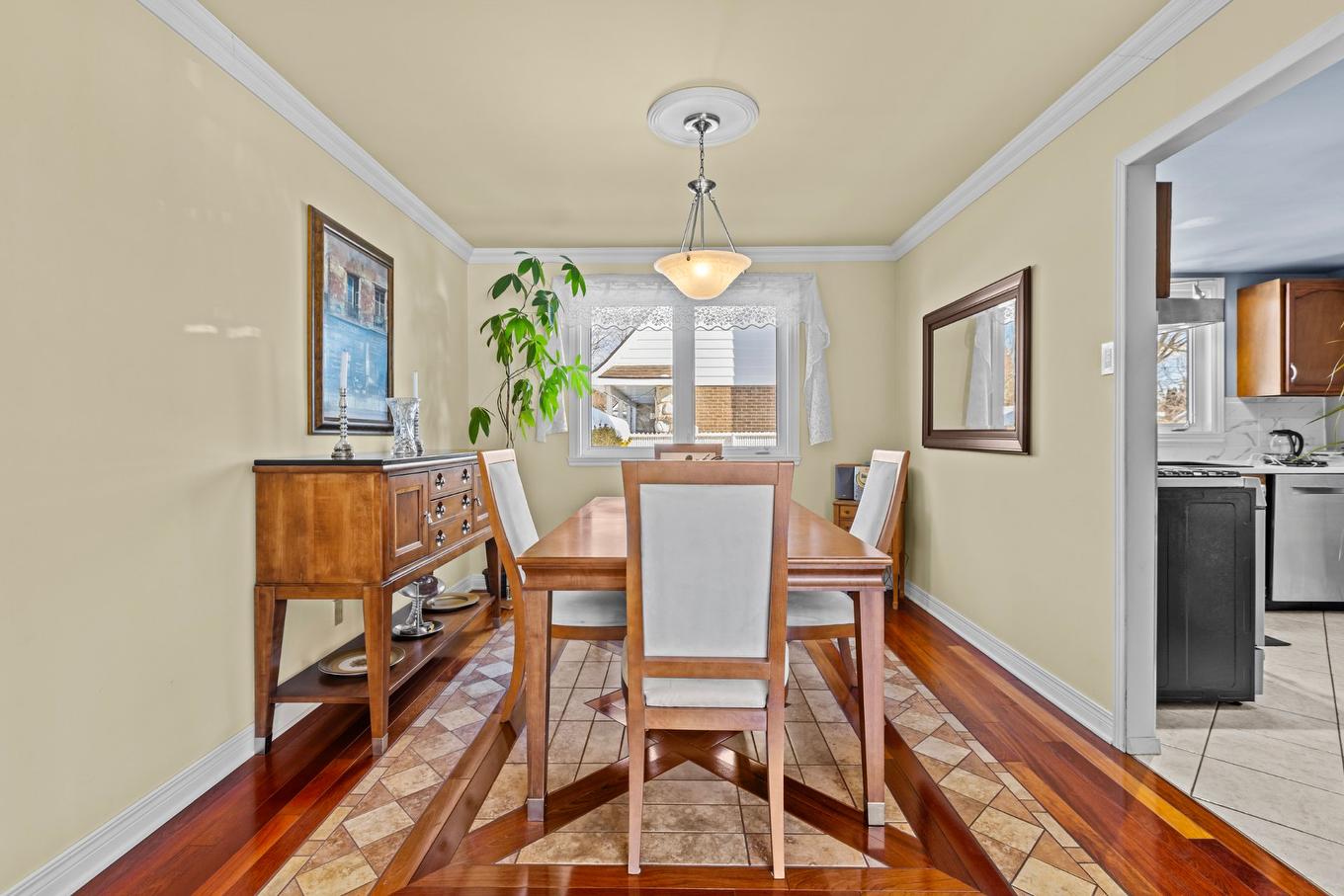 Salle à manger - 22 Rue Sutton, Kirkland, QC - Indoor Photo Showing Dining Room
