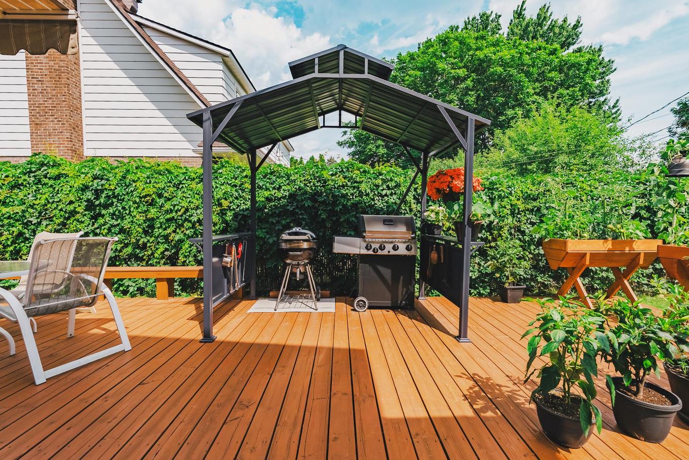 Cour - 22 Rue Sutton, Kirkland, QC - Outdoor With Deck Patio Veranda With Exterior