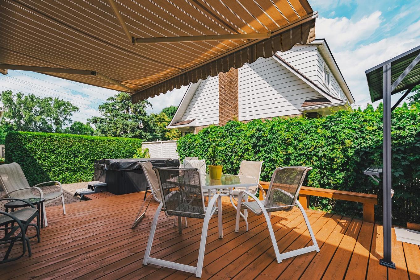 Cour - 22 Rue Sutton, Kirkland, QC - Outdoor With Deck Patio Veranda With Exterior