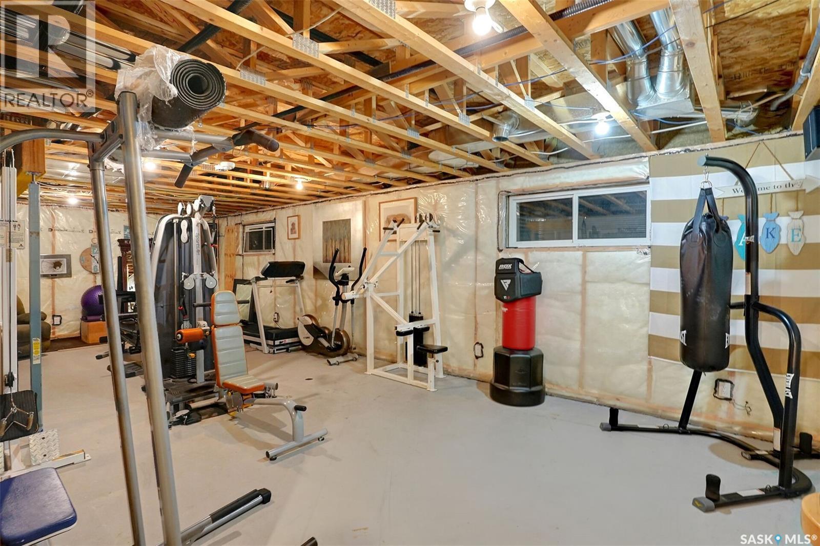 25 Hudson Drive, Pilot Butte, SK - Indoor