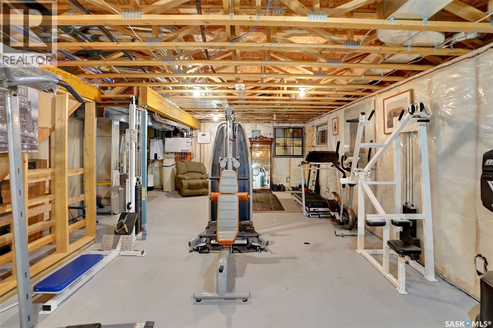 25 Hudson Drive, Pilot Butte, SK - Indoor Photo Showing Basement