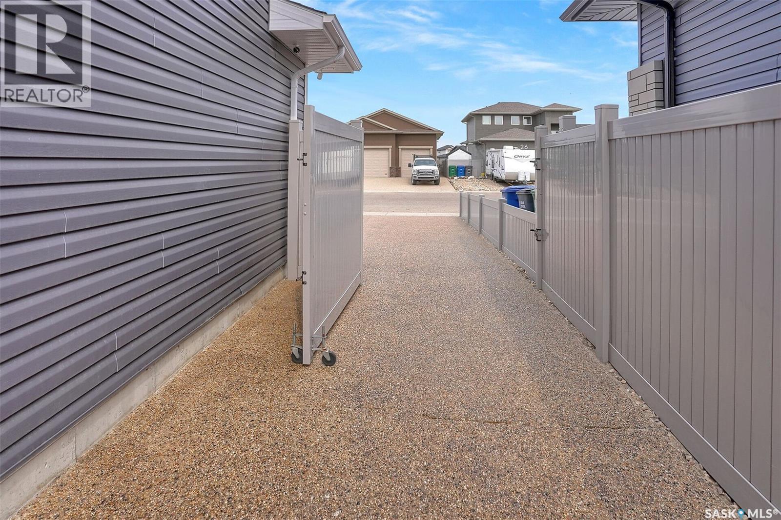 25 Hudson Drive, Pilot Butte, SK - Outdoor