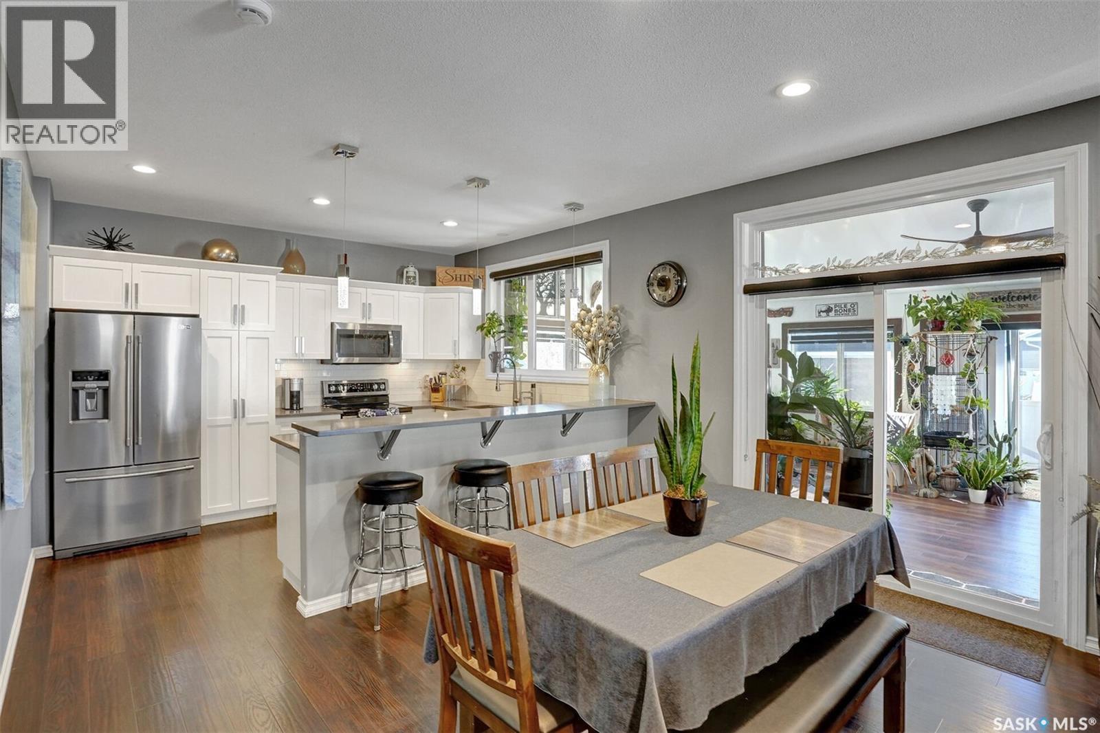 25 Hudson Drive, Pilot Butte, SK - Indoor