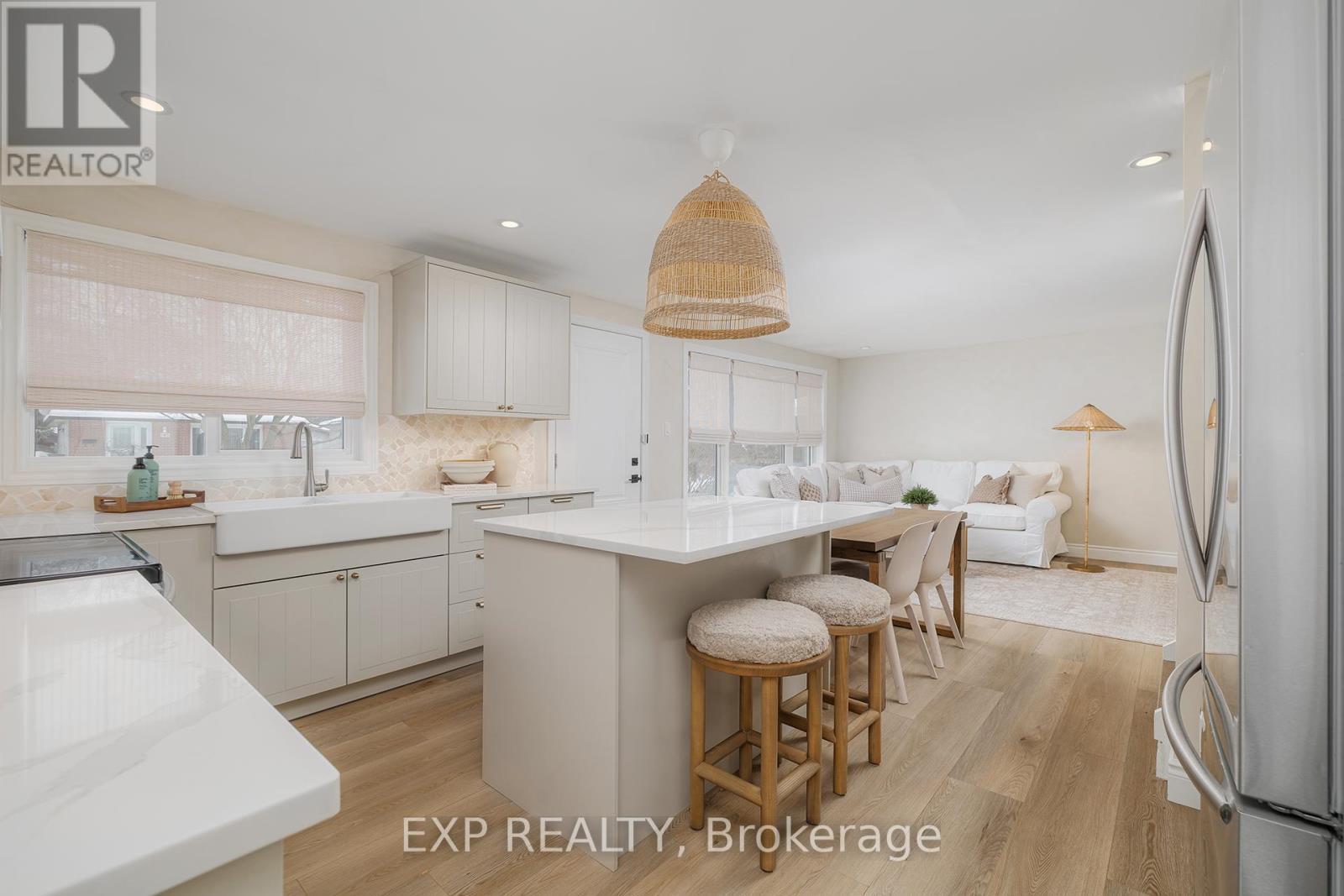 144 Rossford Crescent, Kitchener, ON - Indoor Photo Showing Kitchen