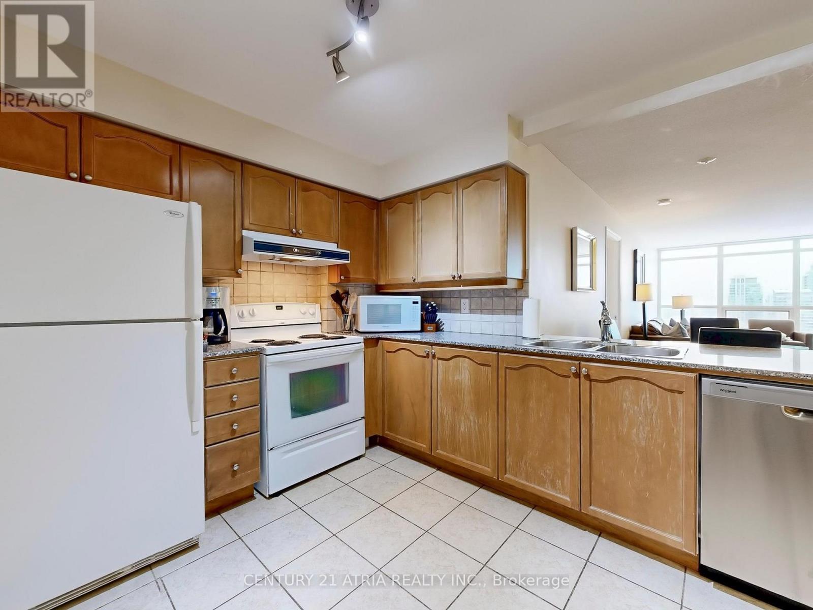 2908 - 83 Borough Drive, Toronto, ON - Indoor Photo Showing Kitchen With Double Sink
