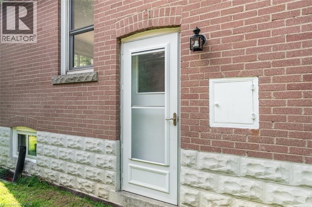 367 Hillside Avenue, Hamilton, ON - Outdoor With Exterior