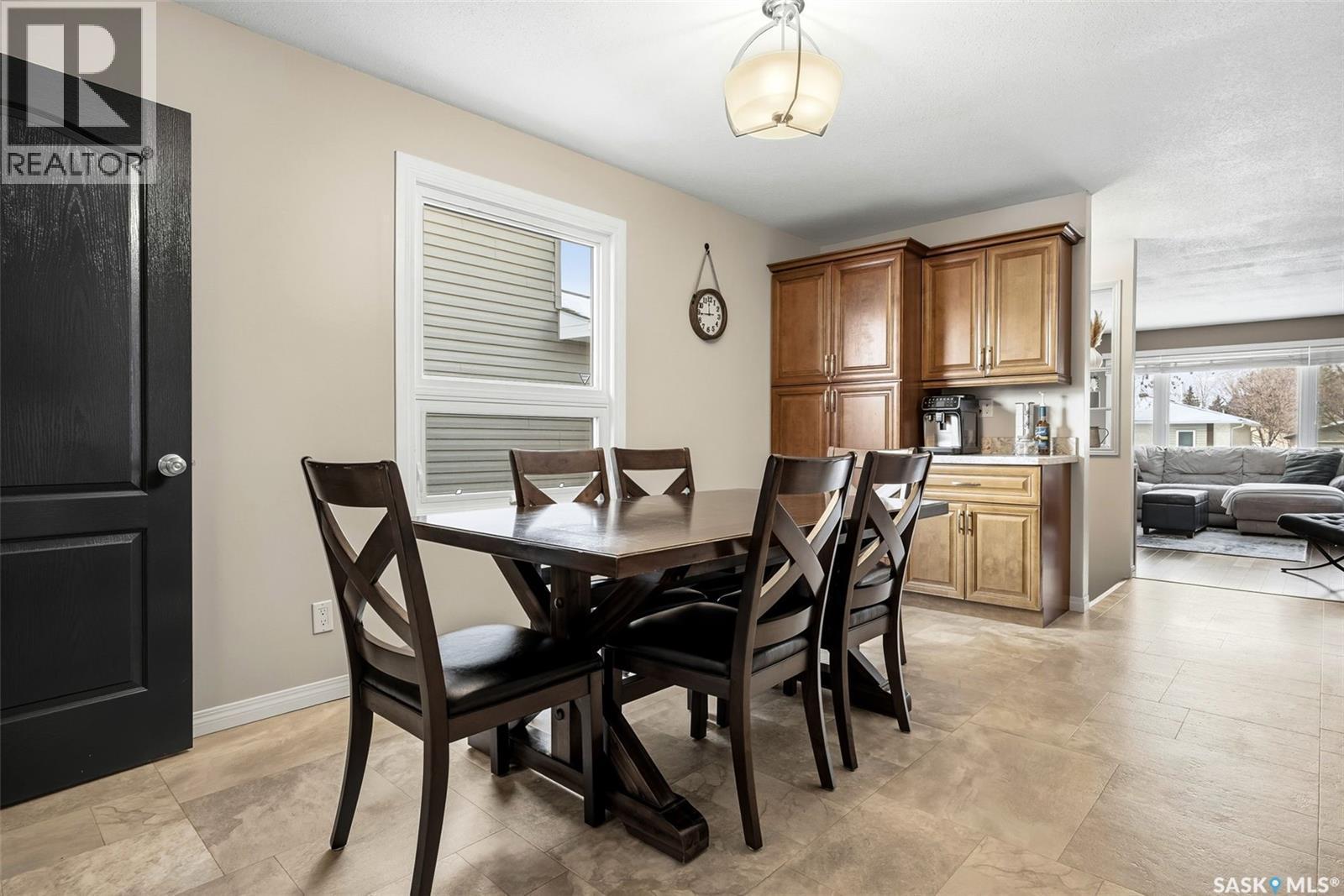 207 Paynter Crescent, Regina, SK - Indoor Photo Showing Dining Room