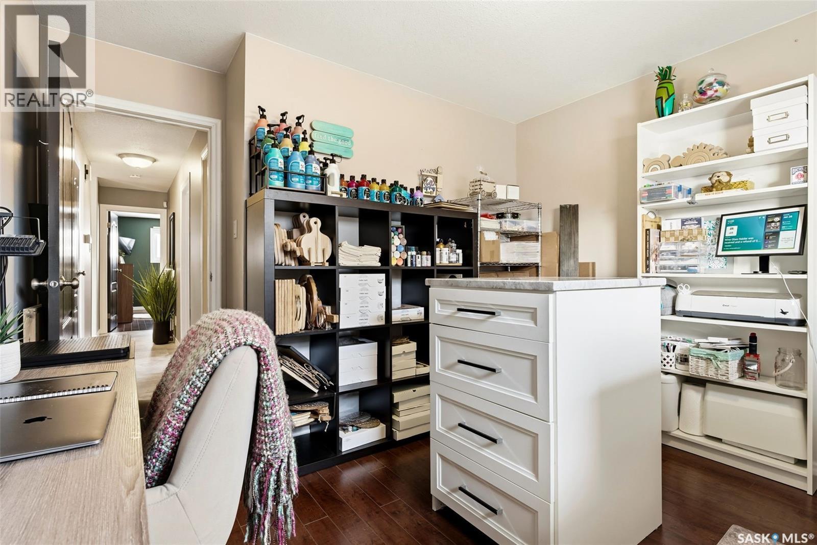 207 Paynter Crescent, Regina, SK - Indoor