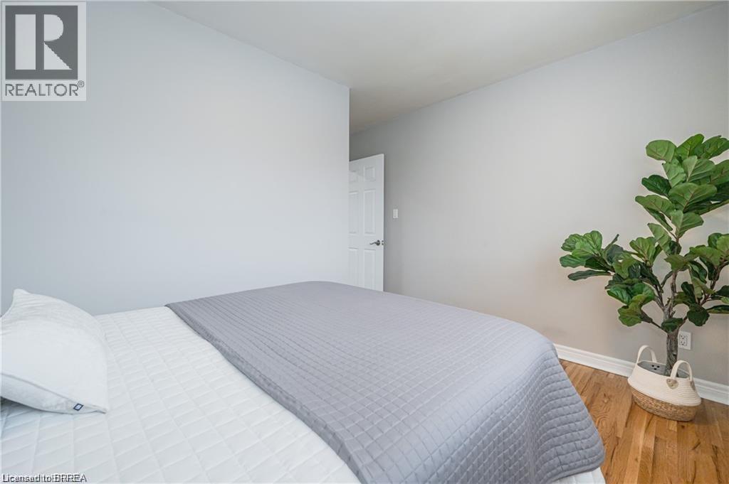 Bedroom - 426 Highland Road E Unit# A, Kitchener, ON - Indoor Photo Showing Bedroom