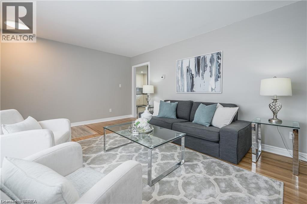 Living room - 426 Highland Road E Unit# A, Kitchener, ON - Indoor Photo Showing Living Room