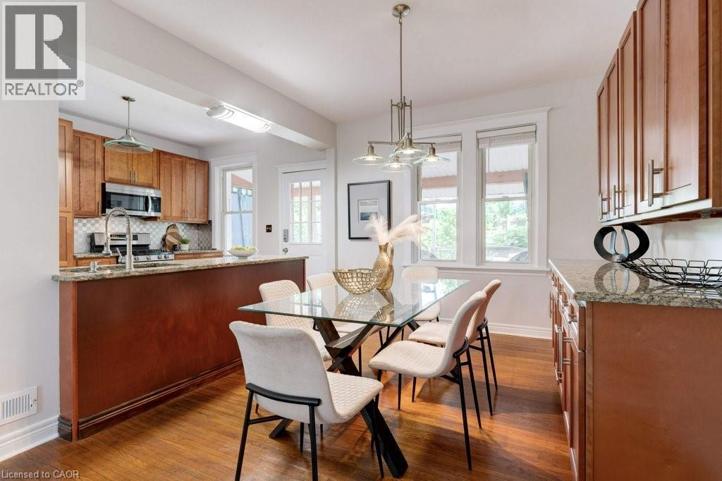 550 Hughson Street N, Hamilton, ON - Indoor Photo Showing Other Room