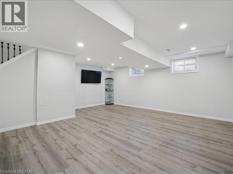 82 Ralgreen Crescent, Kitchener, ON - Indoor