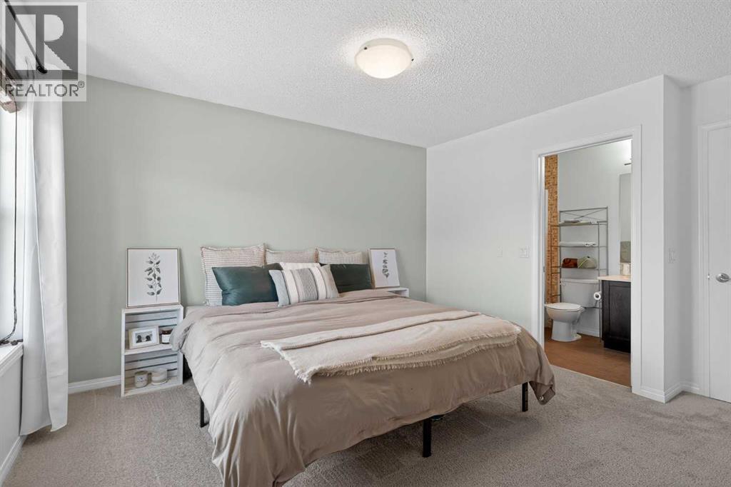 61 Auburn Meadows View Se, Calgary, AB - Indoor Photo Showing Bedroom