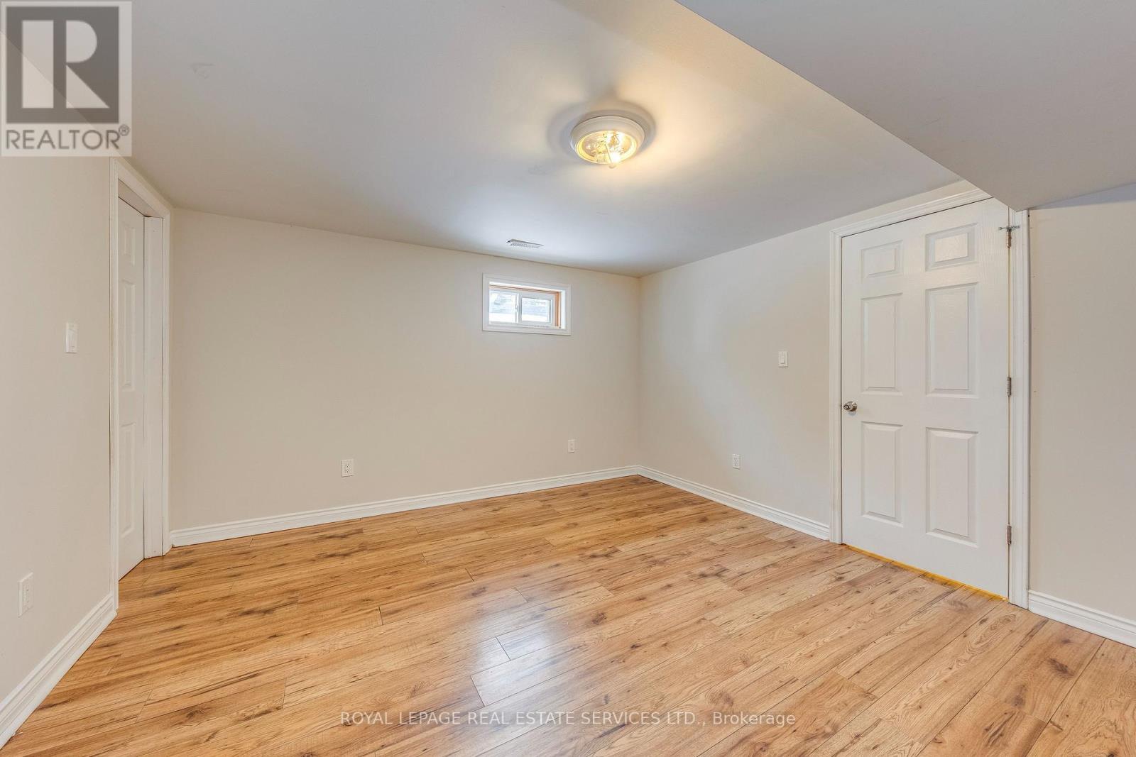 186 Fernwood Crescent, Hamilton, ON - Indoor Photo Showing Other Room