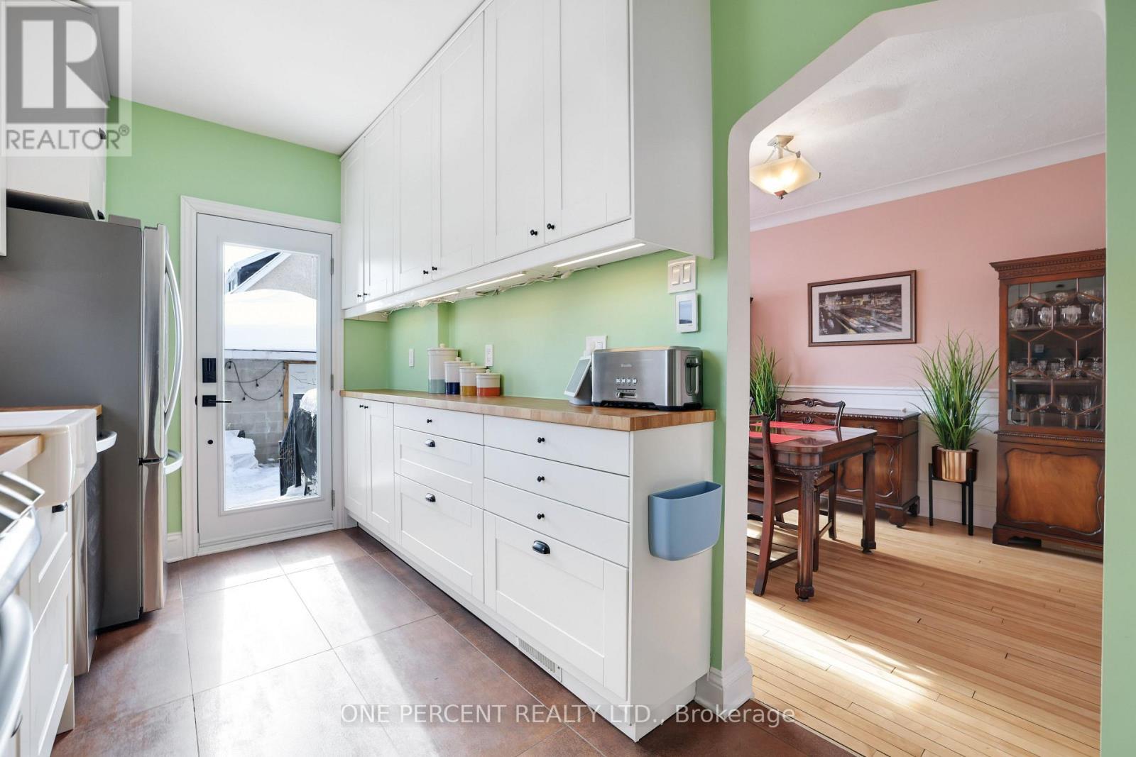 960 Gladstone Avenue, Ottawa, ON - Indoor