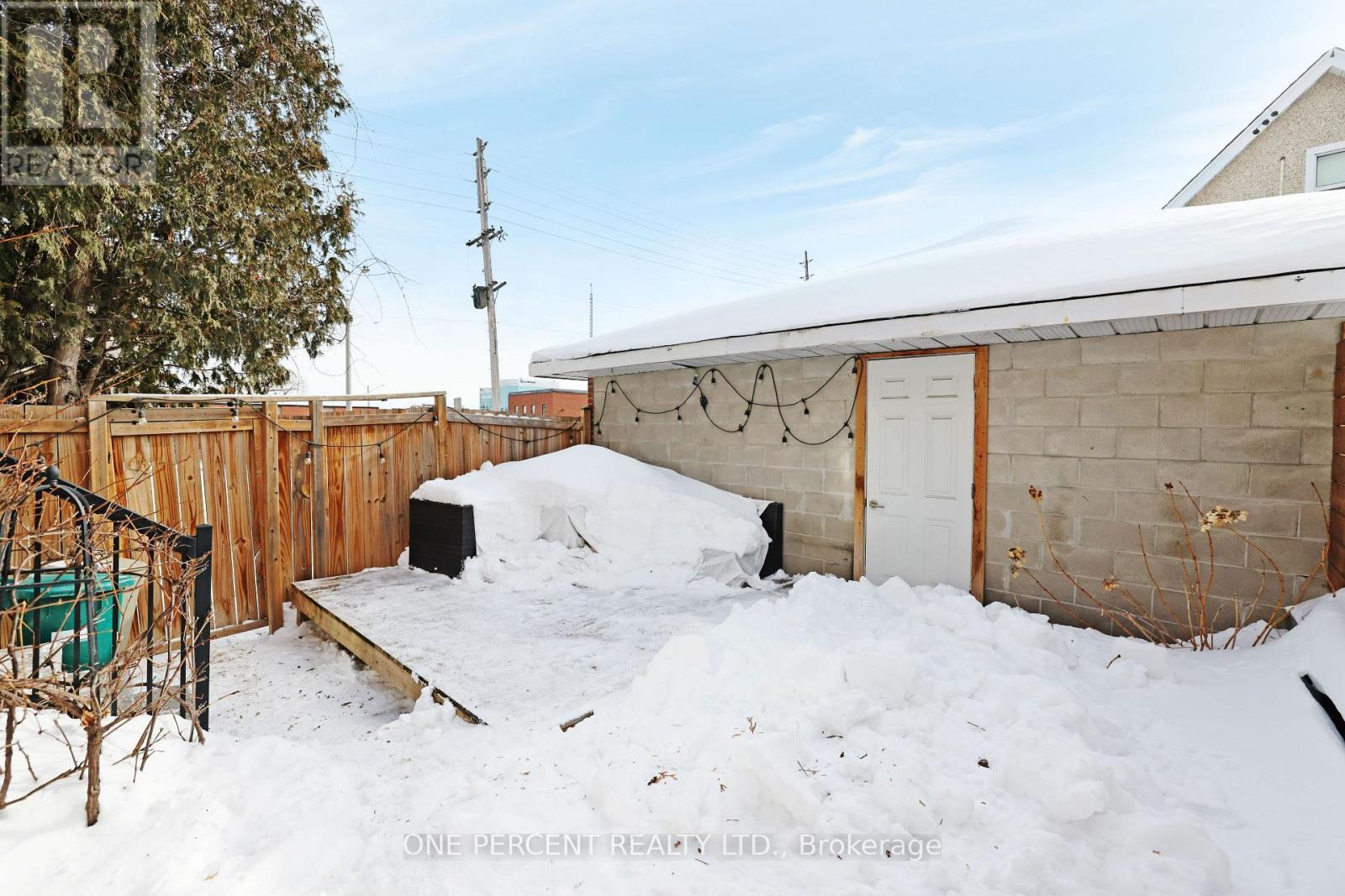 960 Gladstone Avenue, Ottawa, ON - Outdoor