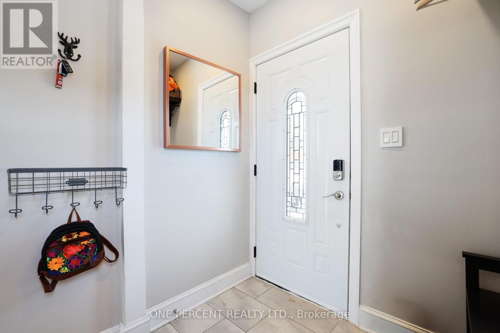 960 Gladstone Avenue, Ottawa, ON - Indoor Photo Showing Other Room