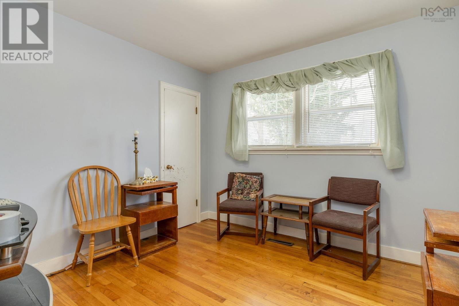 24 Penhorn Drive, Dartmouth, NS - Indoor